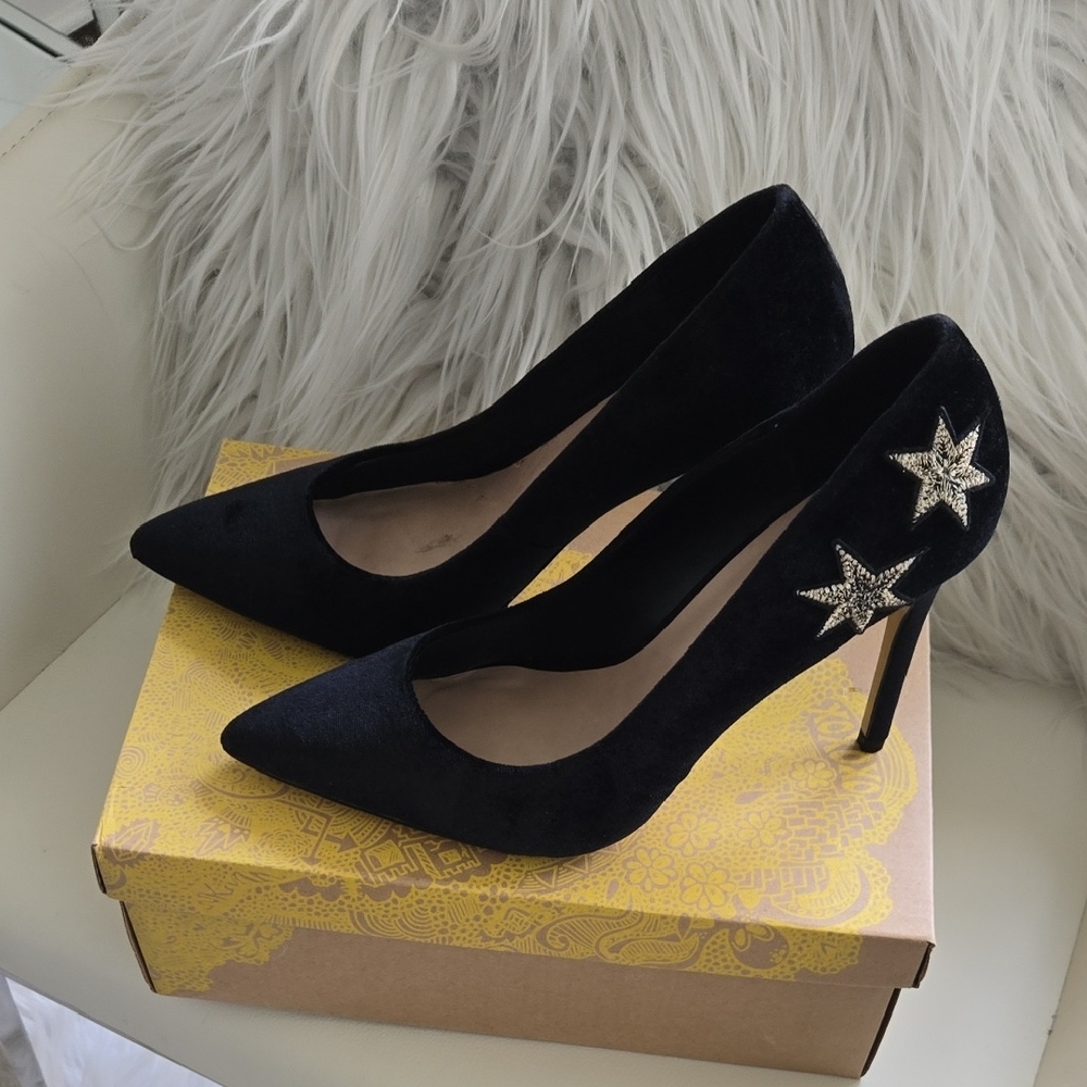 Mix No. 6 Black Stiletto Heels with Star Accents